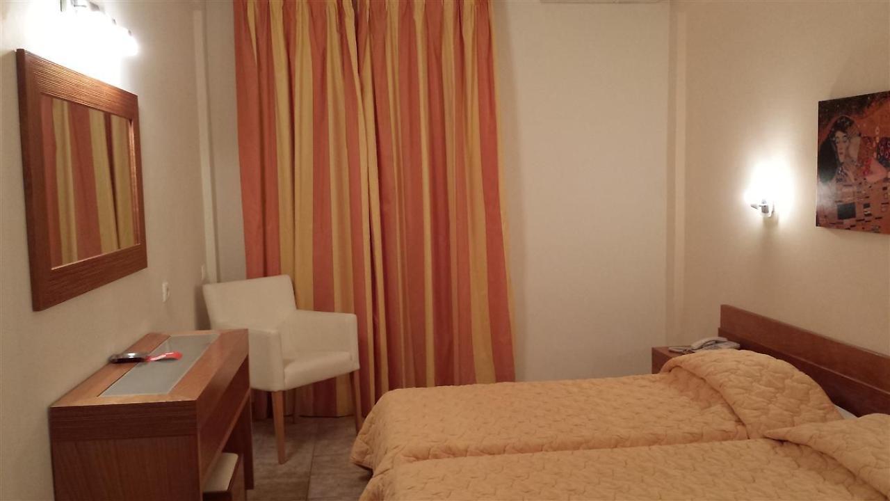 Ipsos Beach Hotel 3*