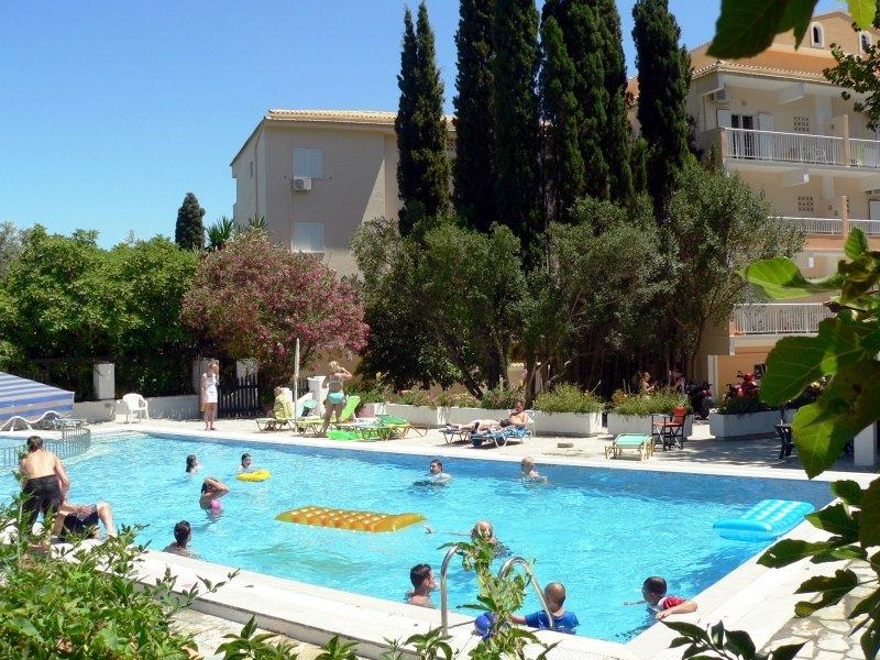 Ipsos Beach Hotel Ξενοδοχείο Ύψος