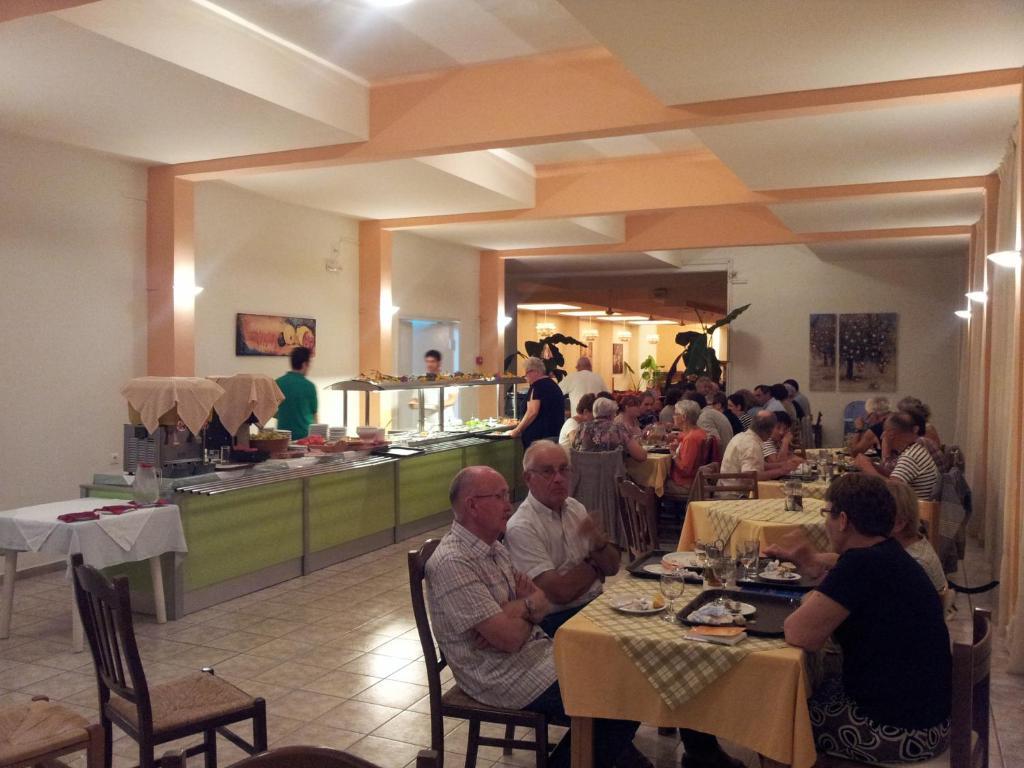 Ξενοδοχείο Ipsos Beach Hotel Ύψος