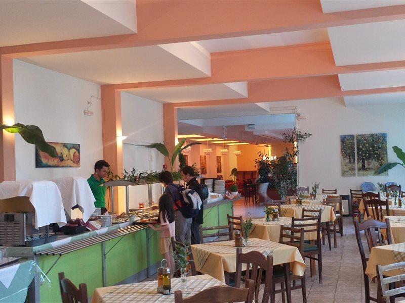 Ξενοδοχείο Ipsos Beach Hotel